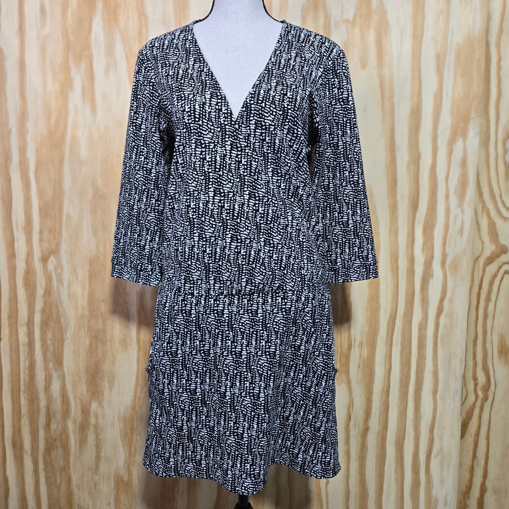 Veronica M Womens Black White Printed Short Dress V-Neck with Pockets Size Small